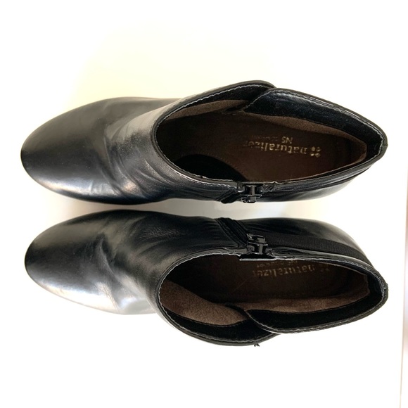 Women’s leather booties - Picture 4 of 6